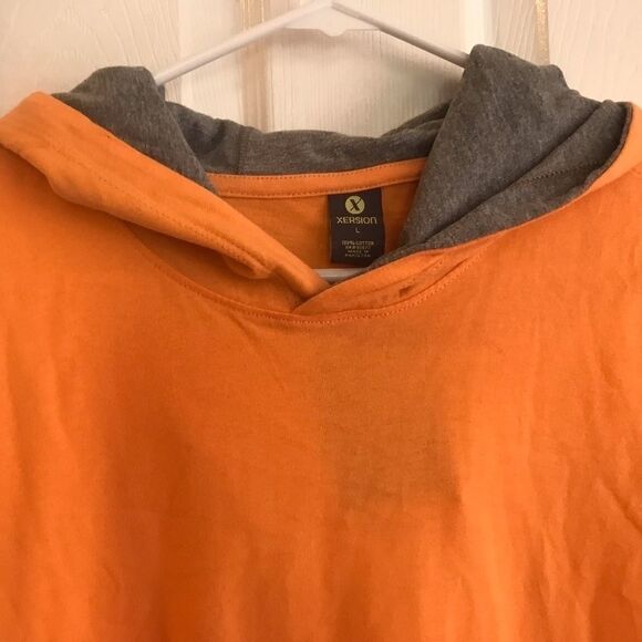 NWT Xersion Short Sleeve Double T-Shirt w Hood Orange Ice Size Large - Picture 1 of 4